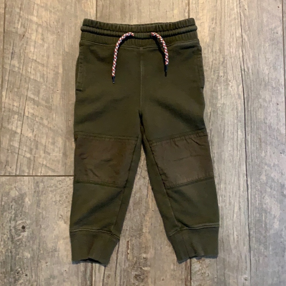 Gap GAPFIT Toddler Pull On Joggers In Black Moss